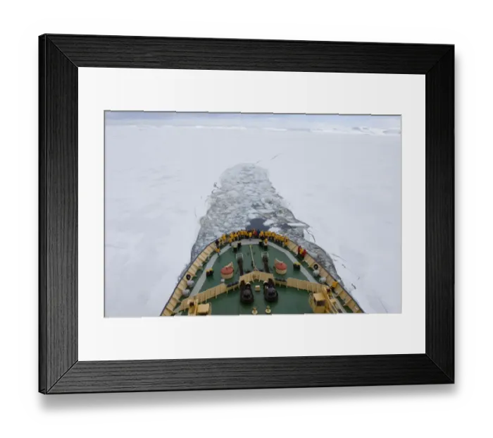 Framed Print : 02587dt. Icebreaker