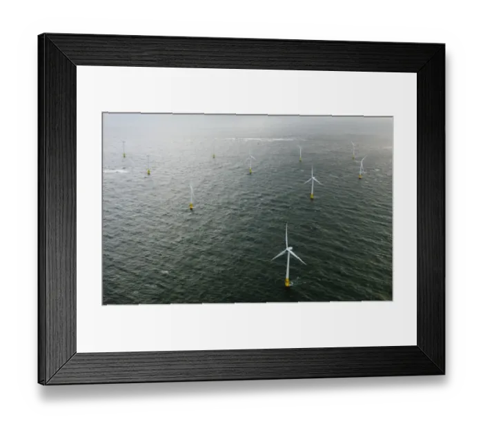 Framed Print : Scroby Sands windfarm off Great Yarmouth on the Norfolk coast Norfolk October Framed Print : Scroby Sands windfarm off Great Yarmouth on the Norfolk coast Norfolk October
