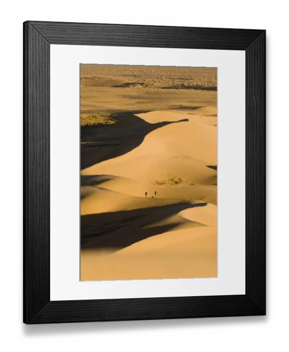 Framed Print : Khongoryn Els sand dunes in southern Gobi Desert Mongolia winter Framed Print : Khongoryn Els sand dunes in southern Gobi Desert Mongolia winter