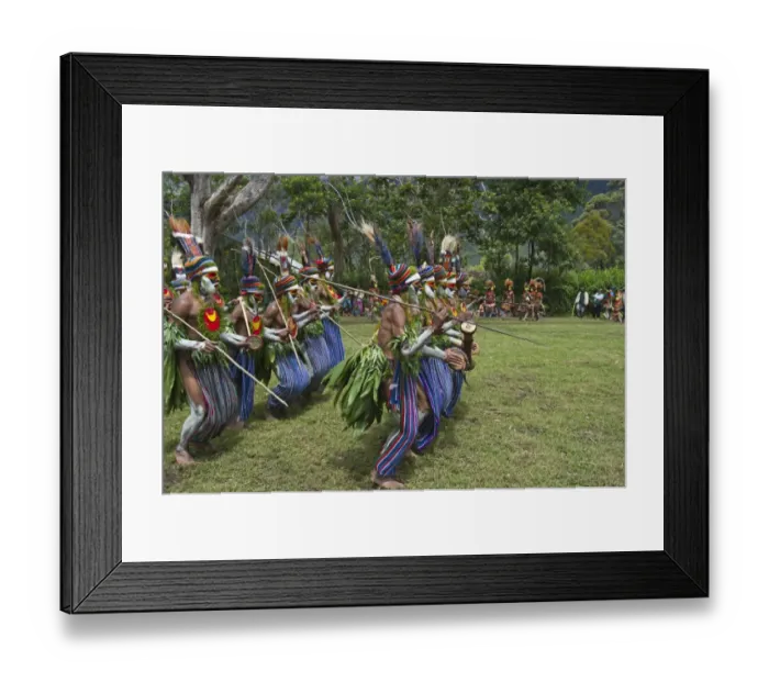 Framed Print : Tribal performers from the Anglimp District in Waghi Province Western Highlands Papua Framed Print : Tribal performers from the Anglimp District in Waghi Province Western Highlands Papua