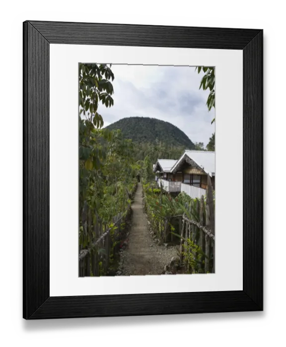 Framed Print : Magic Mountain Lodge at Paiya near Mt Hagen in Western Highlands Papua New Guinea Framed Print : Magic Mountain Lodge at Paiya near Mt Hagen in Western Highlands Papua New Guinea
