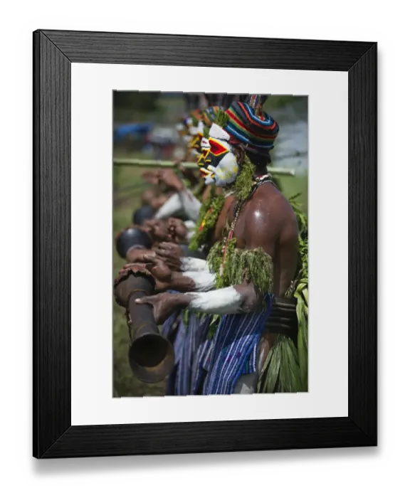 Framed Print : Tribal performers from the Anglimp District in Waghi Province Western Highlands Papua Framed Print : Tribal performers from the Anglimp District in Waghi Province Western Highlands Papua