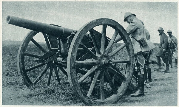 A captured 77 Field gun 1916