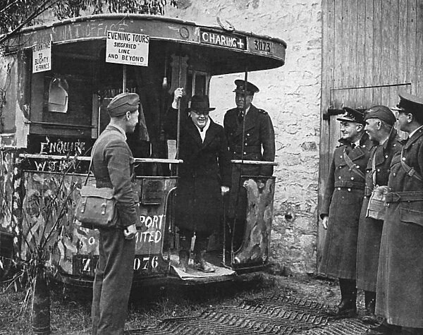 Sir Kingsley Wood visits the RAF in France, 1939