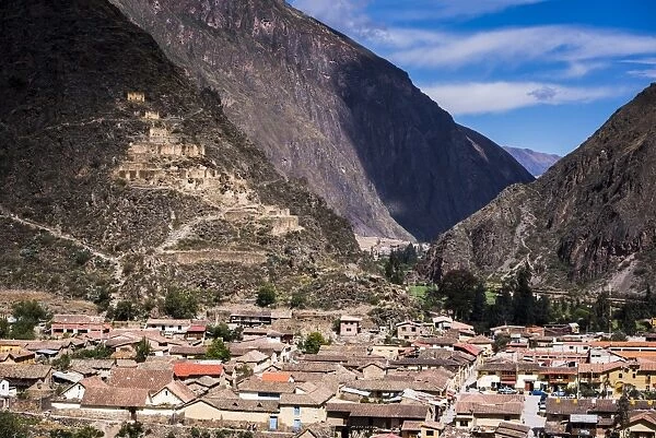 Ollantaytambo with Pinkullyuna Inca Storehouses in the mountains above, Sacred Valley of the Incas