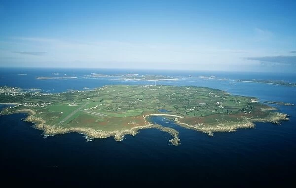 02384dt. Isles of Scilly Cornwall with St Marys in foreground October