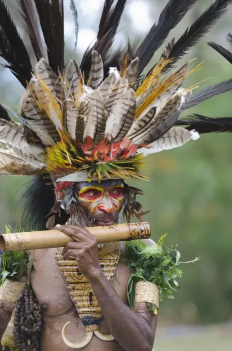 Framed Print : Juiwika Tribe from Western Highlands at Sing-sing at the Paiya Show in Western Highlands