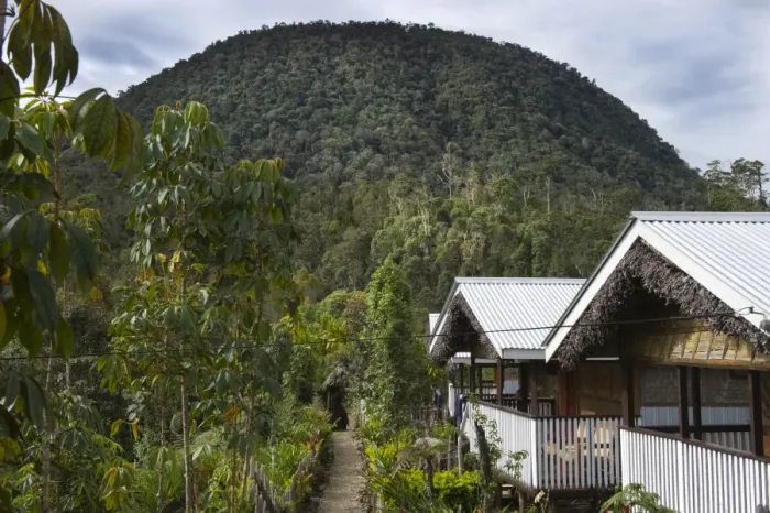 Framed Print : Magic Mountain Lodge at Paiya near Mt Hagen in Western Highlands Papua New Guinea