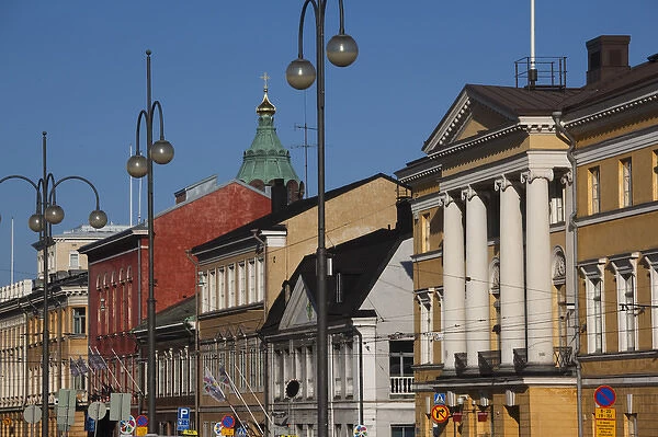 Finland, Helsinki, Senaatintori, Senate Square, Aleksanterinkatu Street buildings