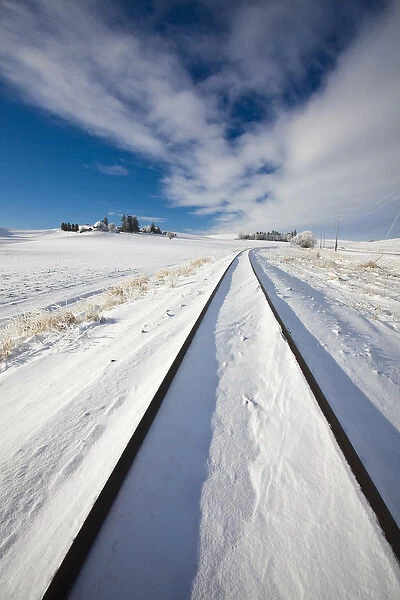 North America; USA; Washington; Pullman; Country Railroad tracks running through the snow