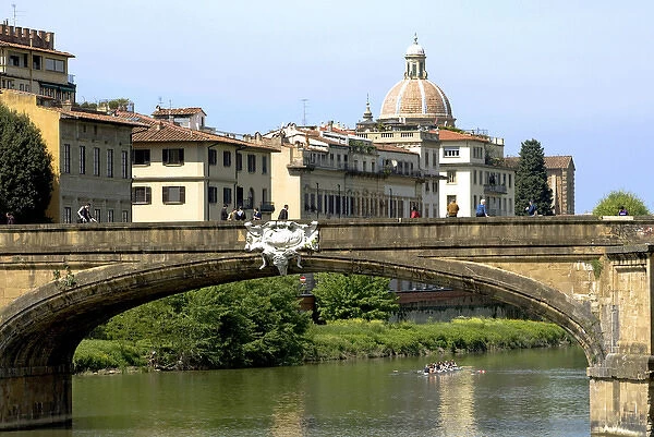 Ponte Santa Trinita (16th century), Arno river, Florence (Firenze), UNESCO World Heritage Site