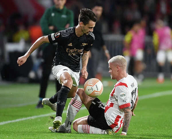 Fabio Vieira vs. Phillipp Max: Clash in the UEFA Europa League Group A Match between PSV Eindhoven and Arsenal FC