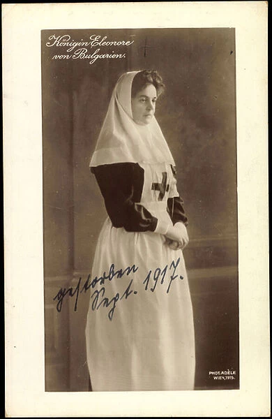 Ak Queen Eleonore of Bulgaria, Costume, Nurse (b  /  w photo)