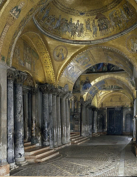 Byzantine architecture: view of the narthex of the Basilica of San Marco in Venice