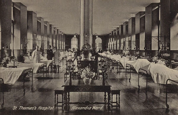 St Thomass Hospital, Alexandra Ward, London (b  /  w photo)