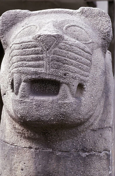 Stone carving of a lion, Hittite