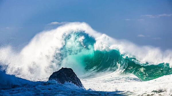 Crashing large wave