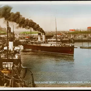 Steamer leaving Folkestone Harbour for Boulogne