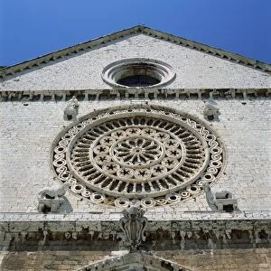 Close-up of the Rose window of Cheise Superiore in