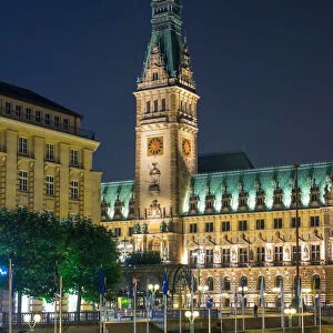 Hamburg Rathaus (City Hall) on Rathausmarkt at night, Altstadt, Hamburg, Germany