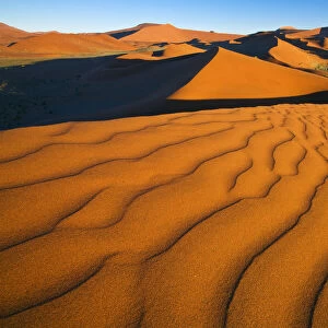 Sand dunes at Soussusvlei, Namib-Naukluft National Park, Namibia, Africa