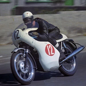 Malcolm Uphill (Triumph) on Bray Hill 1969 Production TT