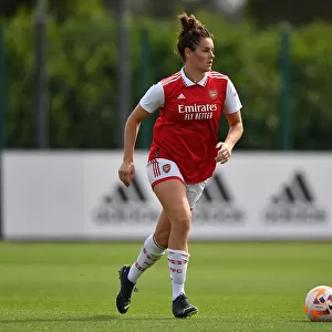 Arsenal Women vs Brighton & Hove Albion Women: Pre-Season Friendly (2022-23) - Jennifer Beattie in Action