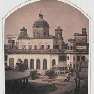 Chutter Munzil Courtyard, 1858 circa (b / w photo)
