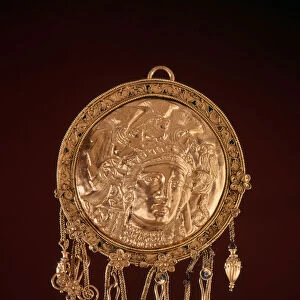 Pendant disc with a head of Athena, braided chains linked by rosettes