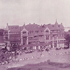 Sirdars Mansions, Bombay (b / w photo)