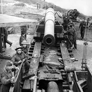 A 9. 2 gun being installed on the coast, somewhere in the Southern Command. August 1941