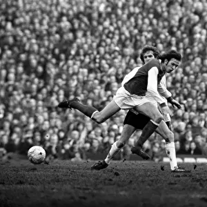 Football: Arsenal F. C. (2) vs. Liverpool F. C. (0). February 1975 75-00618-004