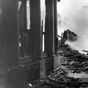 WW2 Air Raid buildings crumble because of Bomb Attack Dbase MSI