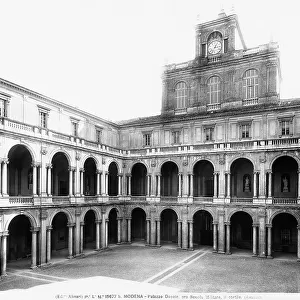The courtyard of honour, in Palazzo Ducale, in Modena; work by Bartolomeo Avanzini