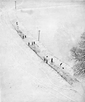Bredhurst isolated by snow in 1947