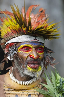 Juiwika Tribe from Western Highlands at Sing-sing at the Paiya Show in Western Highlands Juiwika Tribe from Western Highlands at Sing-sing at the Paiya Show in Western Highlands